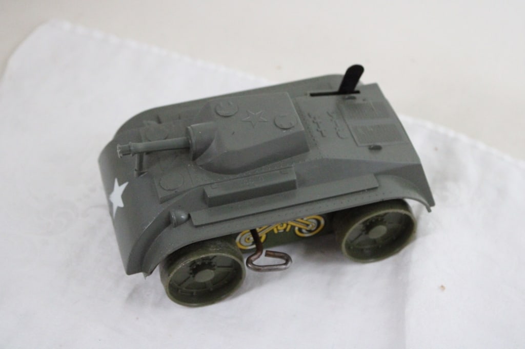 2 Marx Wind Up Military Tanks 1960's Tin Litho - 9