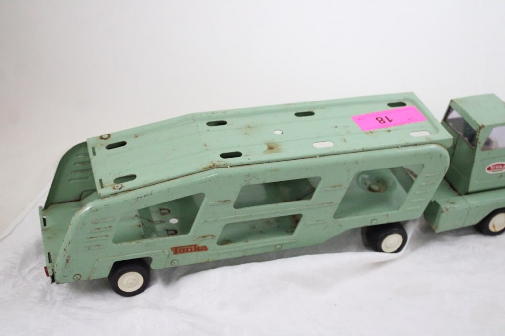 Tonka Pressed Steel Car Carrier Hauler - 6