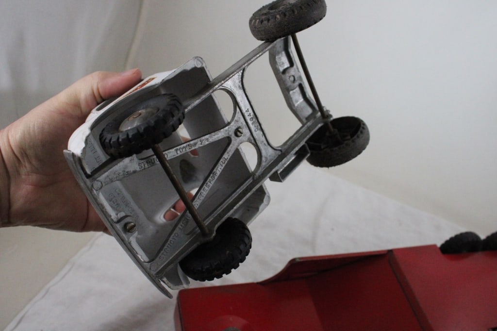 Structo Pressed Steel Car Carrier Hauler - 11