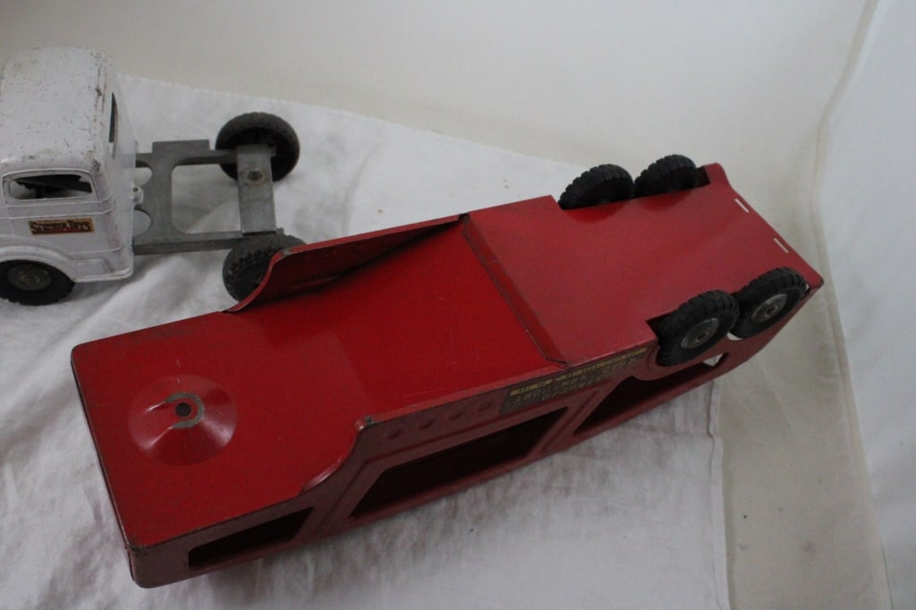 Structo Pressed Steel Car Carrier Hauler - 8