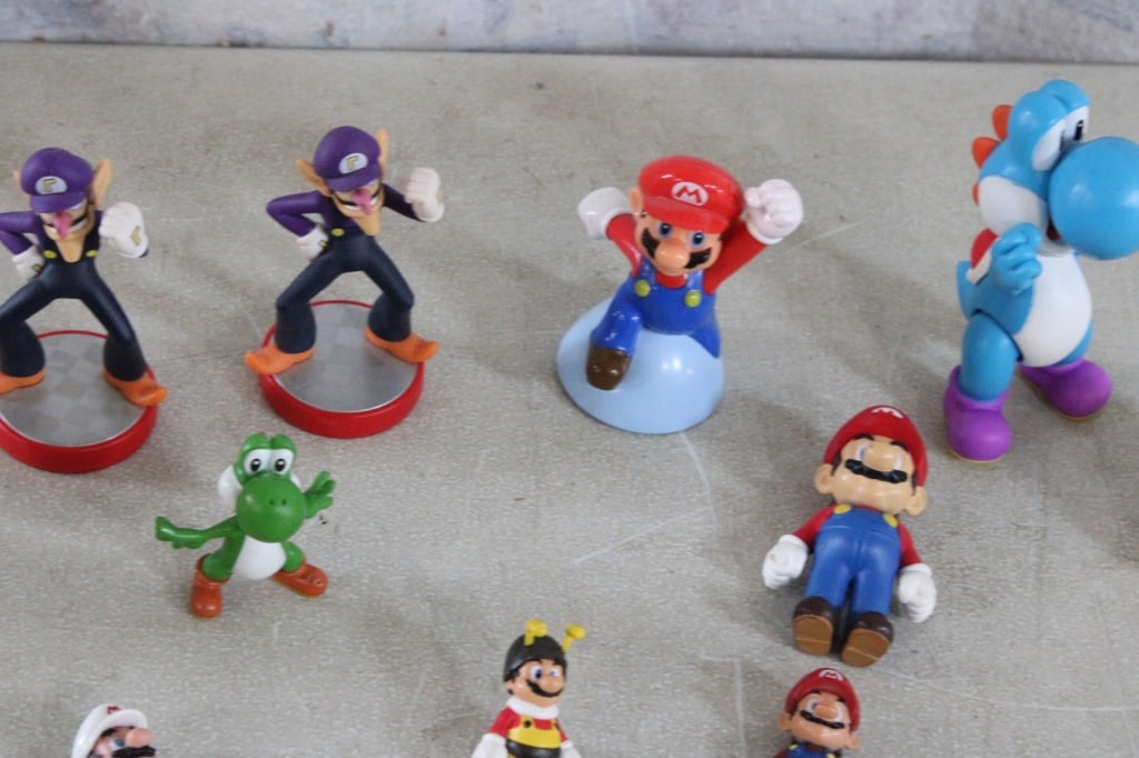 Mario Brothers Figures - 4