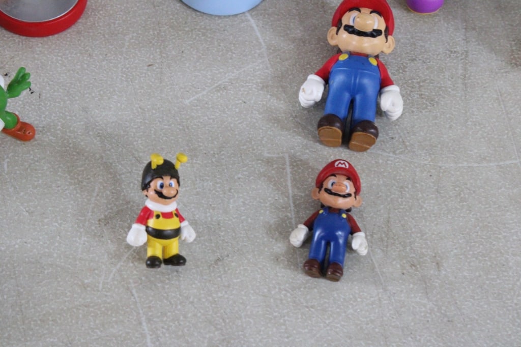 Mario Brothers Figures - 7