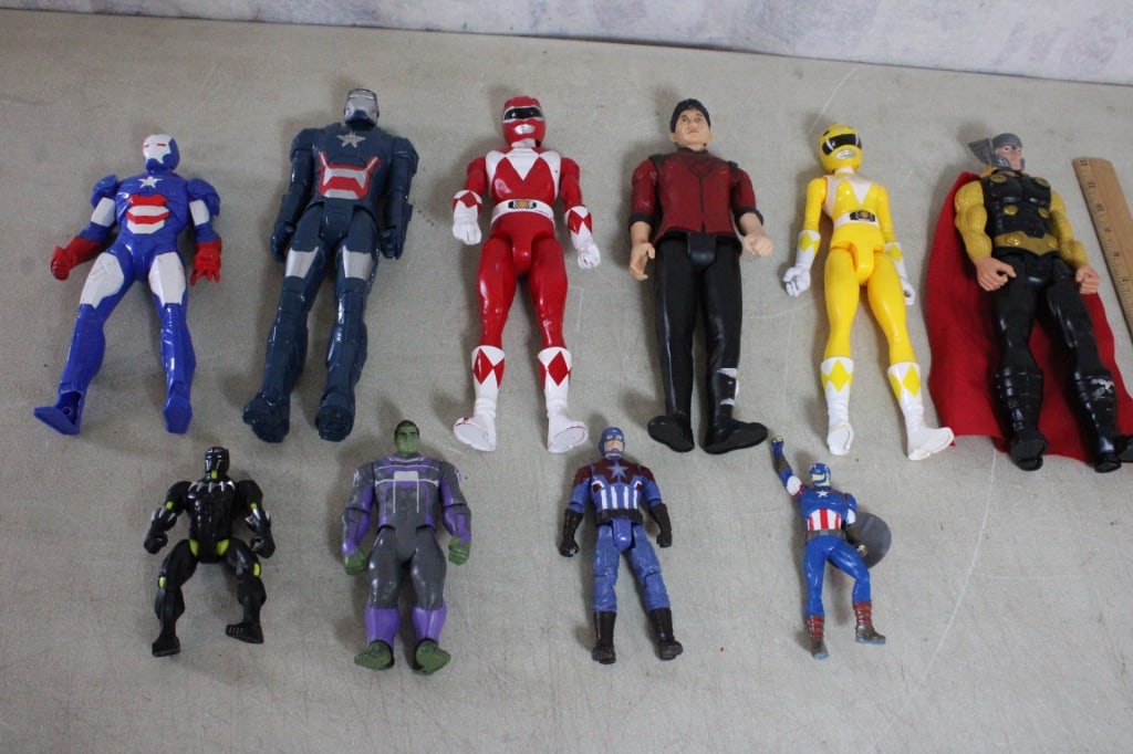 Super Hero Figures 6" to 12" (1 of 9)