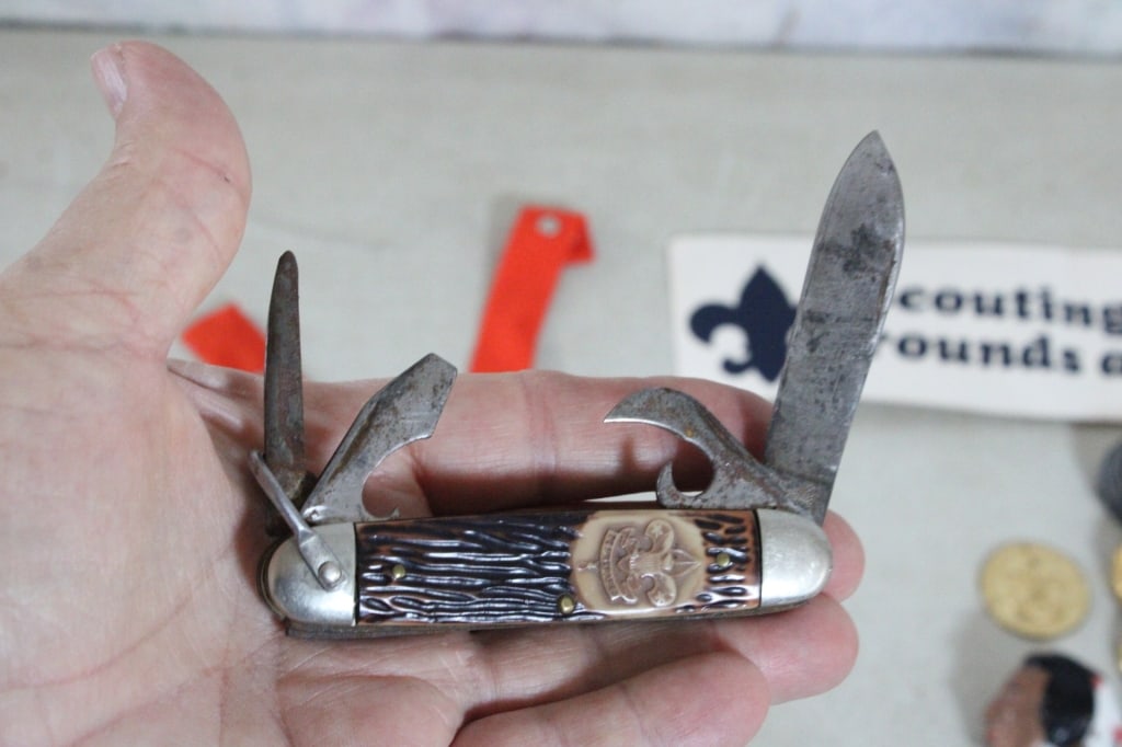 BSA 1960s & 70s Cub Scout, Boy & Girl Scout Items - 14