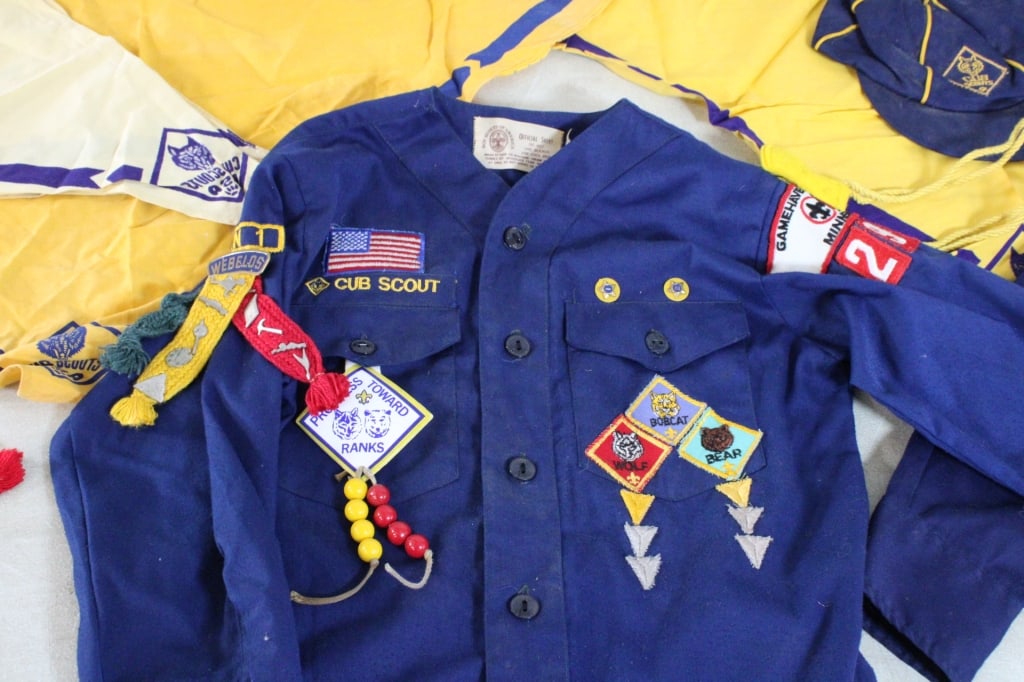1960-70's Cub Scout Badges, Pins, Plaques & More - 5