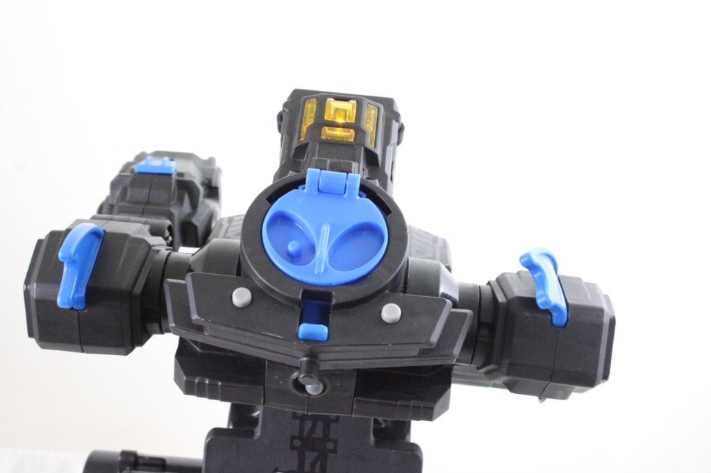 Toby Robot & ImagineXT BatBot Transformer - 17