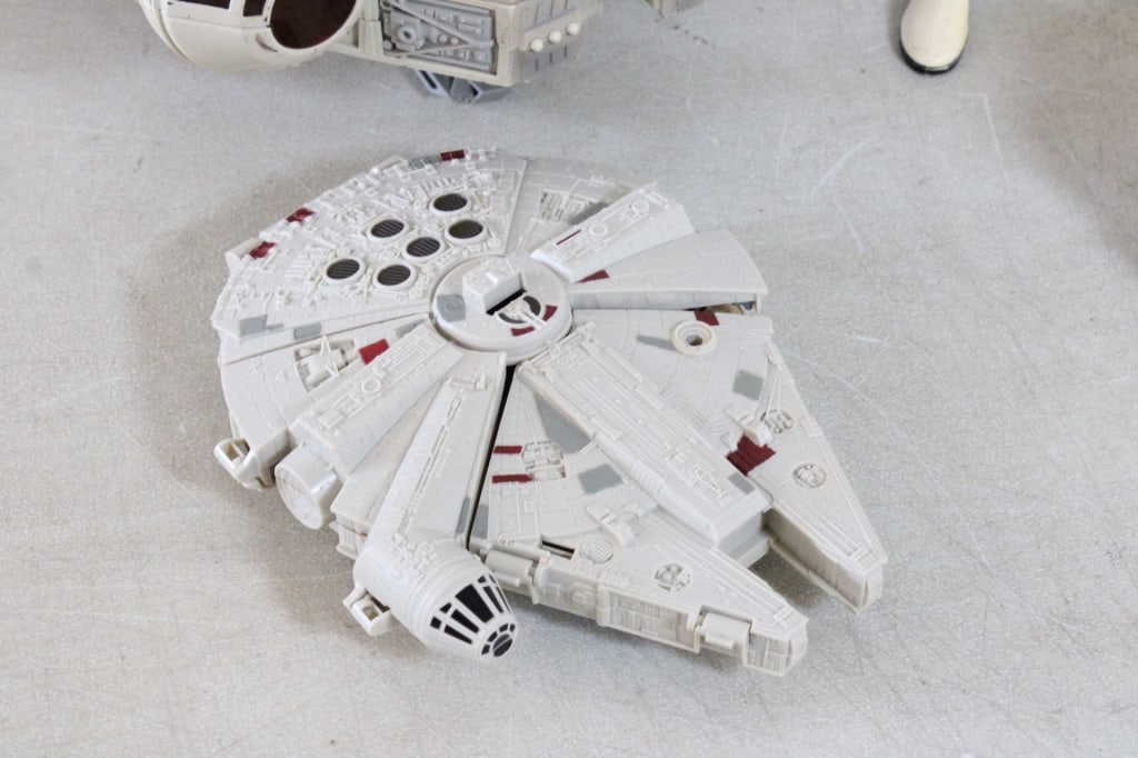 Star Wars Figures & 2 Millenium Falcon Ships - 2