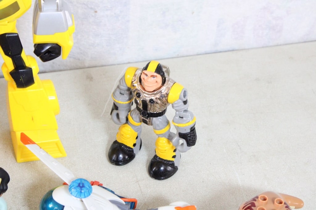 Lego, Jurassic, Sonic, Paw Patrol Other Figures - 12