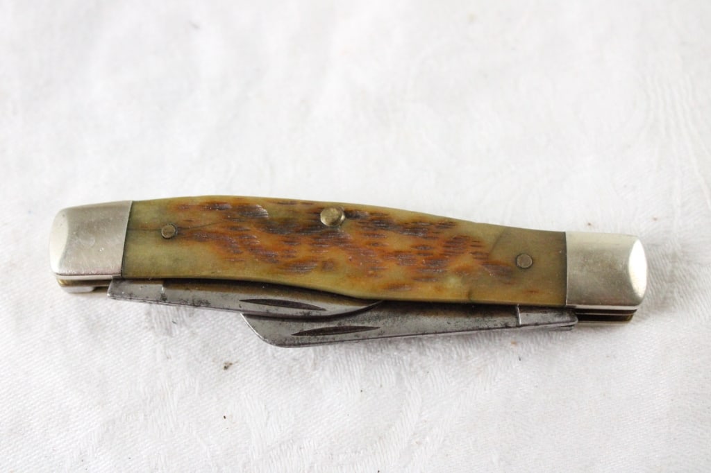Case XX 3 Blade Folding Knife #63032 - 16