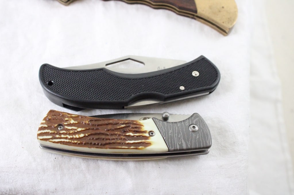 3 Folding Lock Blade Knives - Mossy Oak, Hi-Tech - 9