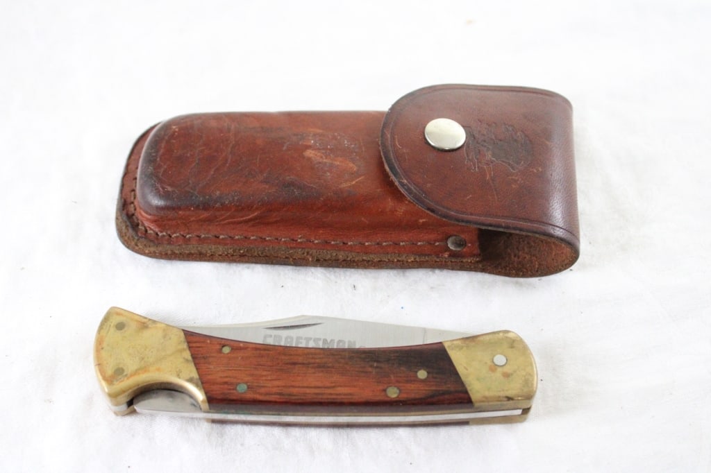 Sears Craftsman Folding Lock Blade Knife in Sheath: Sears Craftsman Folding Lock Blade Knife in Sheath - Lot Size 6" x 2" x 3". 1 Lb. All information and photos are intended to be as accurate as possible, but errors are possible. No item