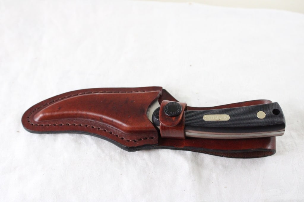 Schrade Old Timer Fixed Blade Knife in Sheath - 8