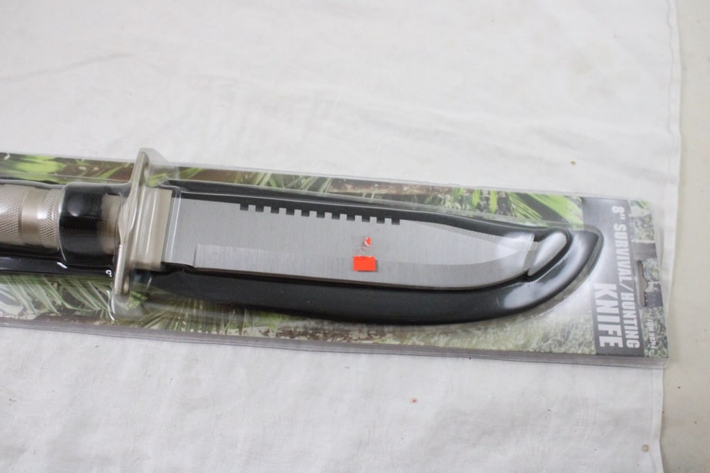8" Fixed Blade Survival Hunting Knife in Sheath - 6