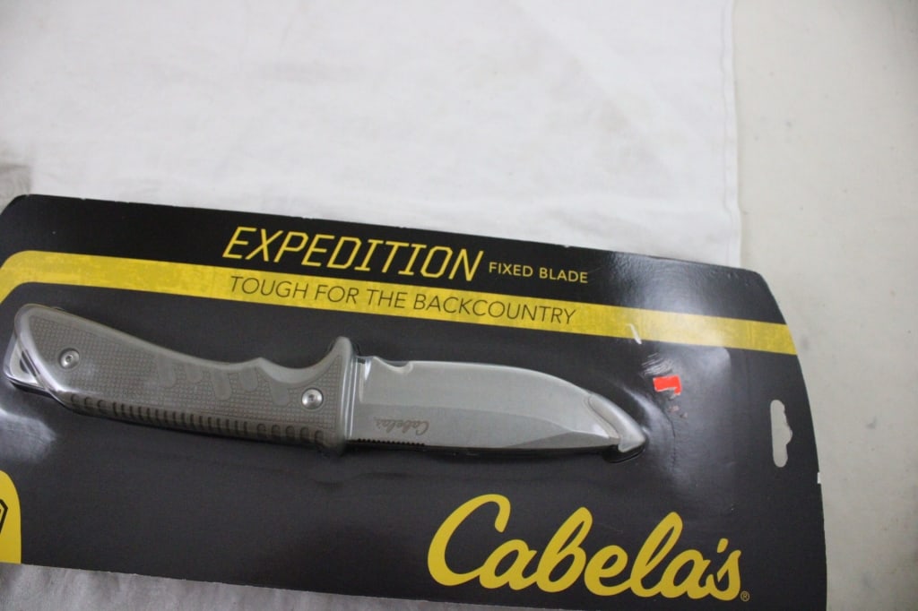 Camillus Folding Knife & Cabella's Fixed Blade NIP - 12