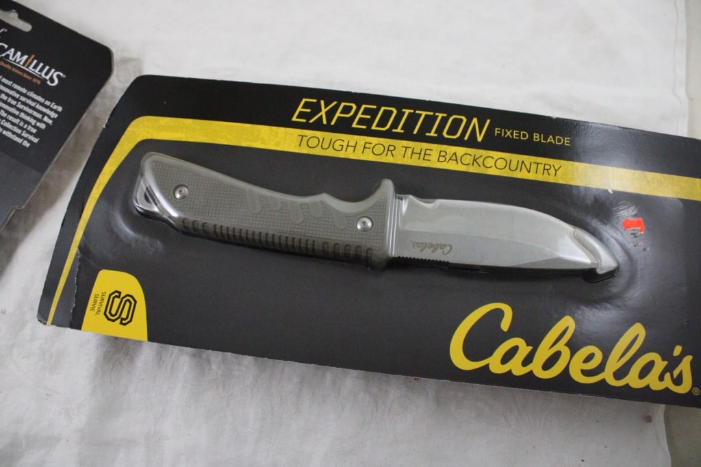 Camillus Folding Knife & Cabella's Fixed Blade NIP - 13