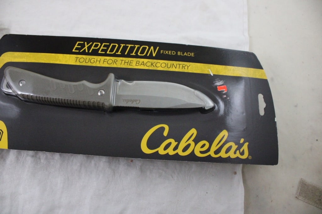 Camillus Folding Knife & Cabella's Fixed Blade NIP - 14