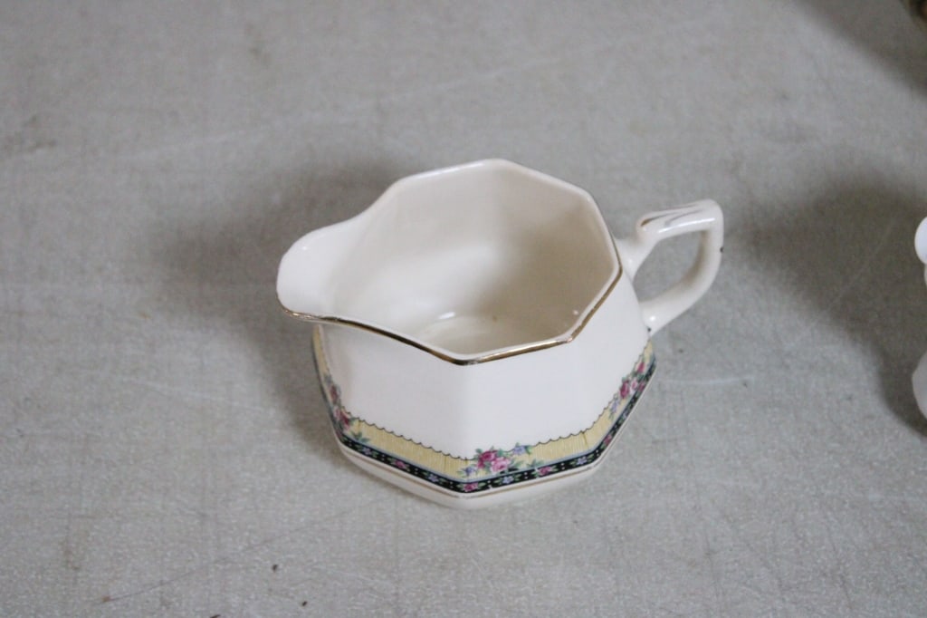 3 Teapots, 3 Creamers, McCoy, Aladdin, Hall, Japan - 2