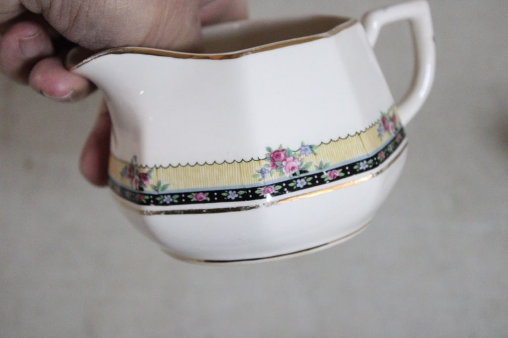 3 Teapots, 3 Creamers, McCoy, Aladdin, Hall, Japan - 3