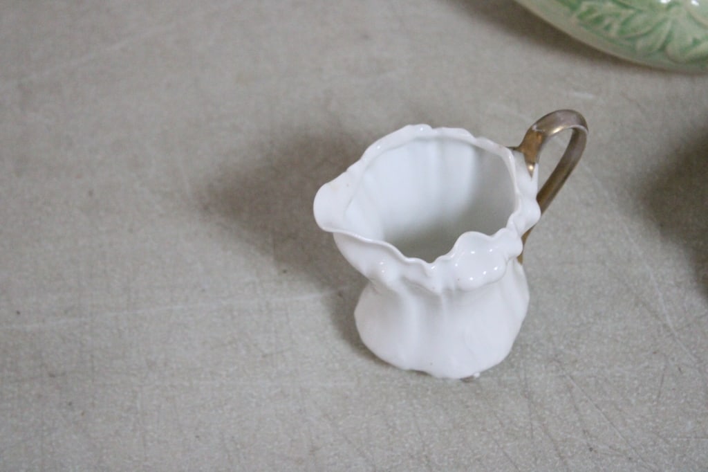 3 Teapots, 3 Creamers, McCoy, Aladdin, Hall, Japan - 6