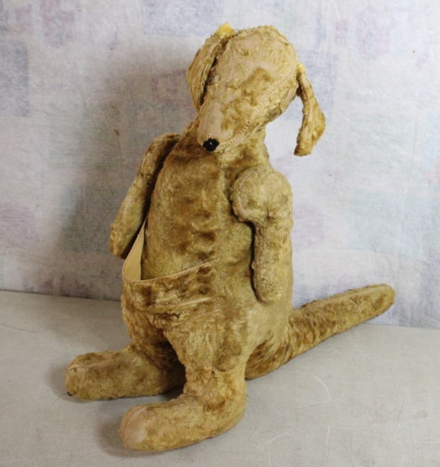 Antique Straw Stuffed Kangaroo (1 of 12)