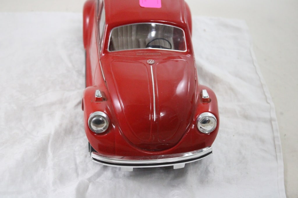 1973 Volkswagen Figural Jim Beam Decanter - 2