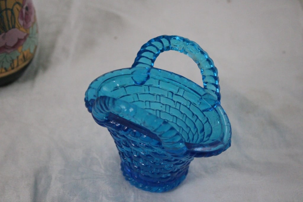 Uranium Cocktail Glass, Bohemian Vase & More - 8