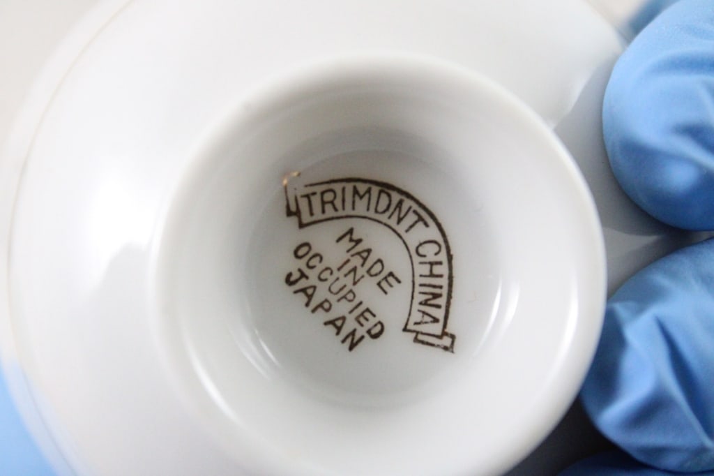 4 Teacups, 1 Demitasse Dragon Cup, Saucers, Sugar - 18