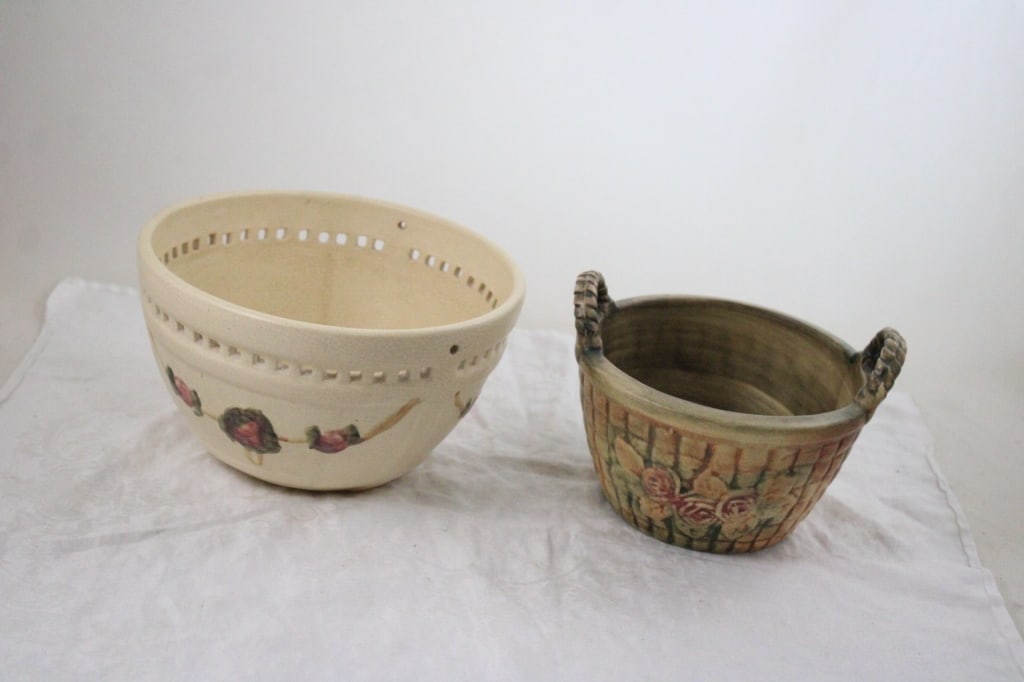Weller Pottery Flemish & Roma Rose Planters (1 of 13)