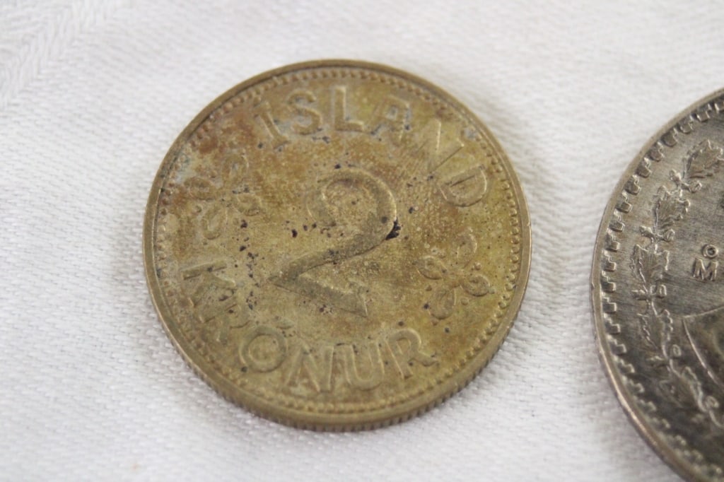 15 Foreign Coins - 2