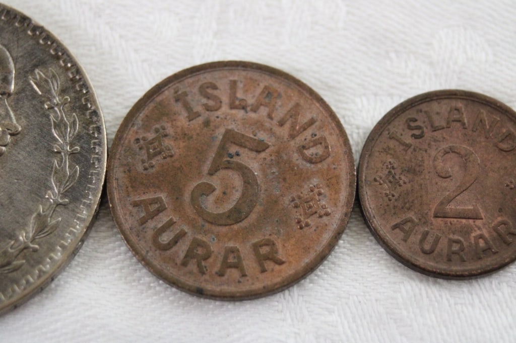 15 Foreign Coins - 8