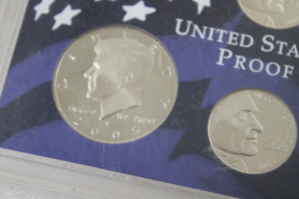 1996D Mint Set, 2005S Proof Set & More - 8