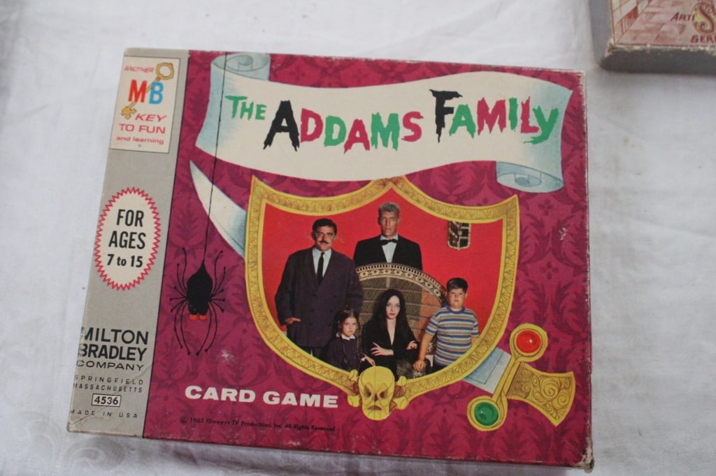 The Addams Family & 2 Other Vintage Games - 15