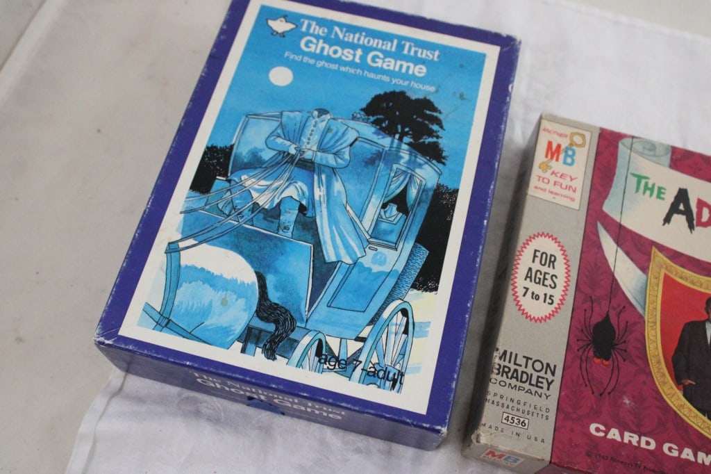 The Addams Family & 2 Other Vintage Games - 3