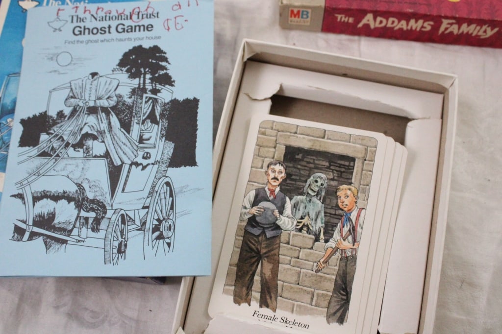 The Addams Family & 2 Other Vintage Games - 7