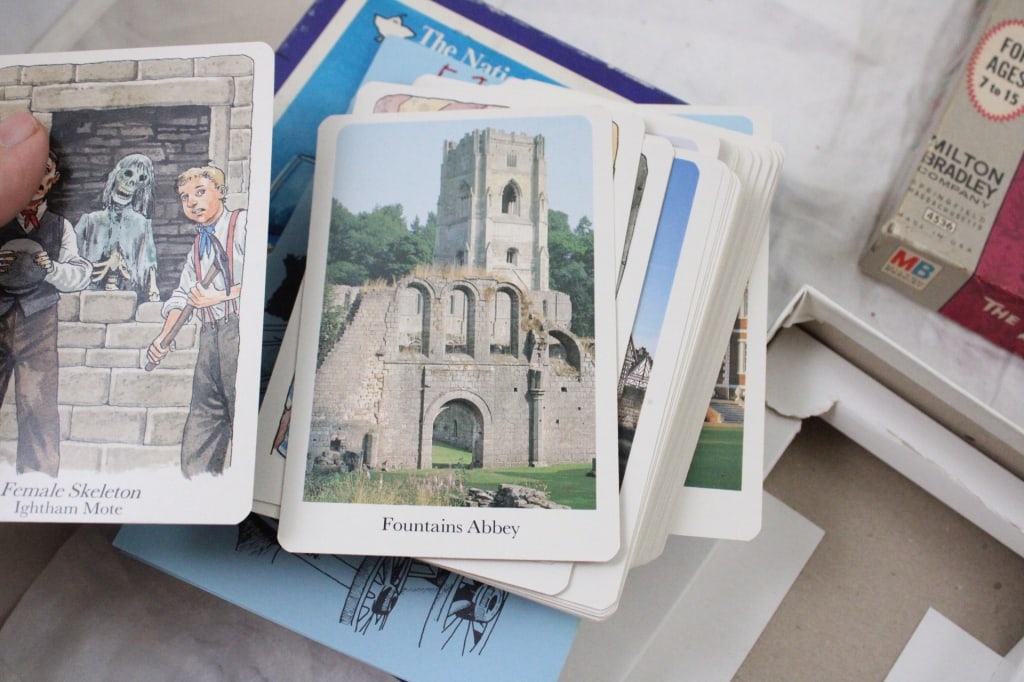 The Addams Family & 2 Other Vintage Games - 8
