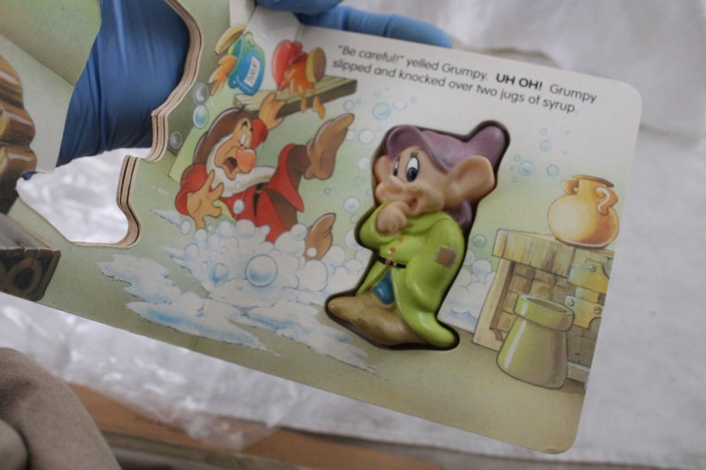 Viewmaster Charlie Brown, Elephant Game & More - 6
