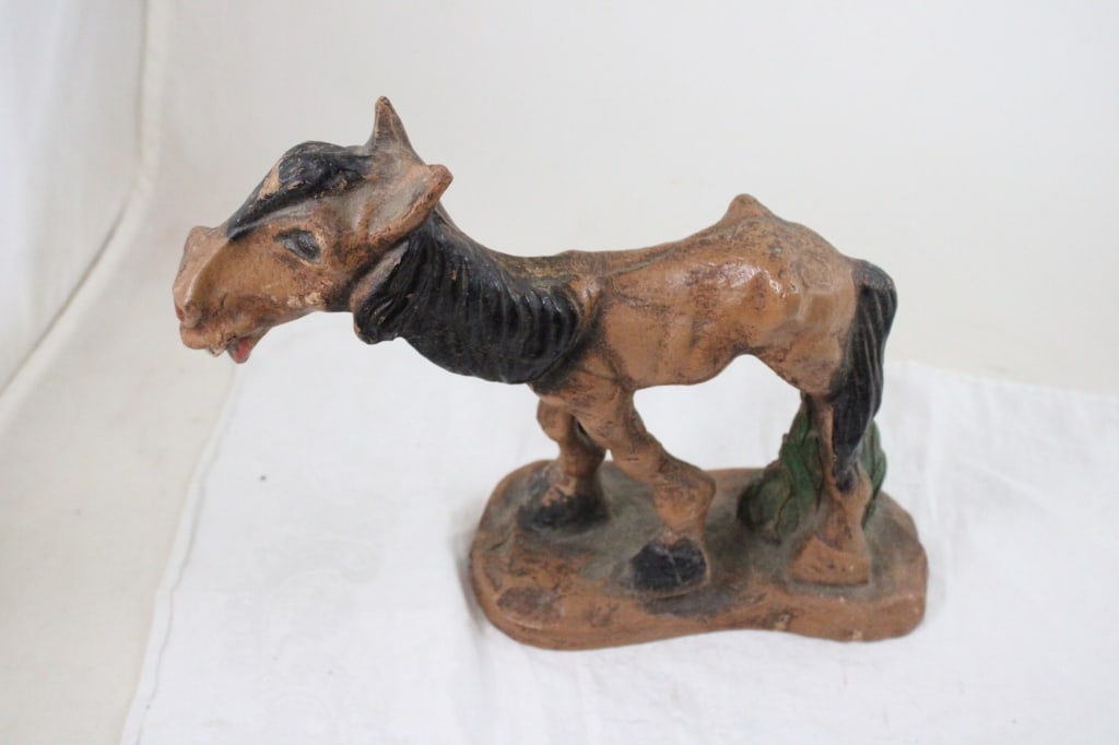 Syroco & Porcelain Horses, S&P Shakers Figural - 19