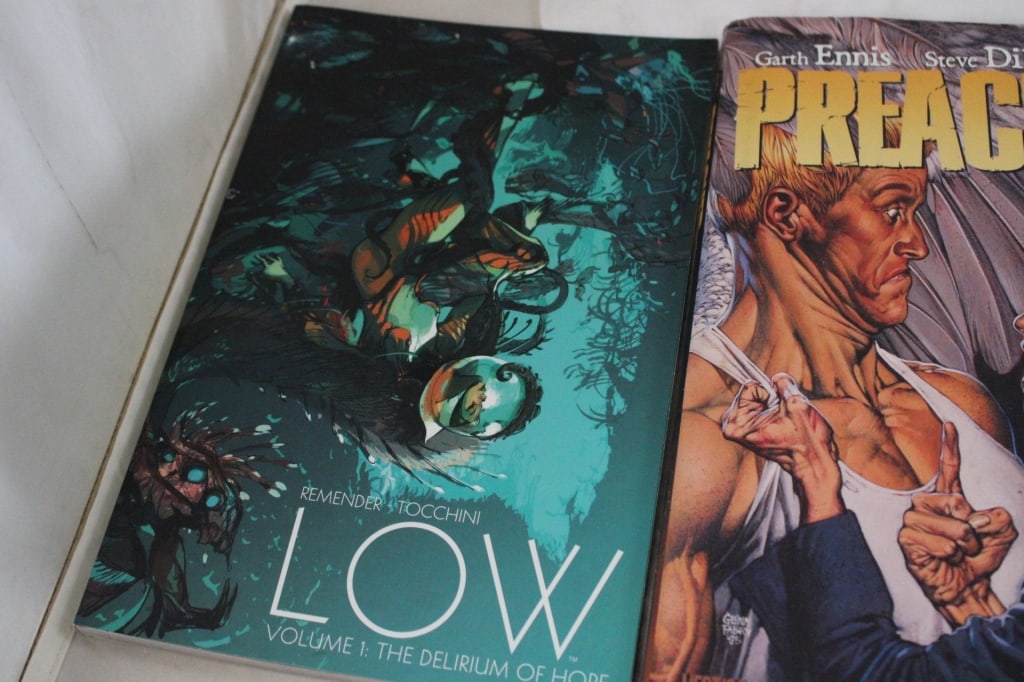 5 Erotica Comic Books - 2