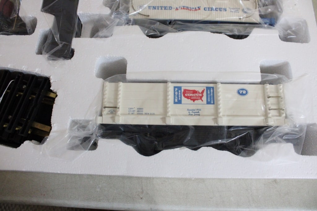 Aristo Craft Lil' Critter Circus w/Clown Train Set - 6