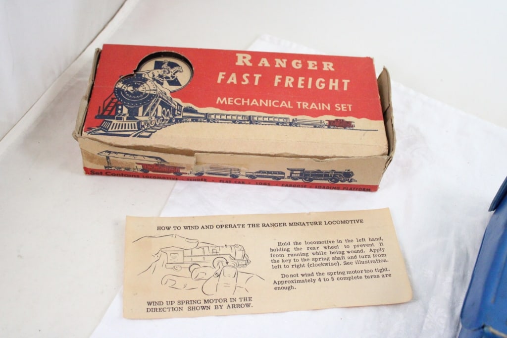 1976 Matchbox Car Case 24 Cars, Ranger Train Set - 11