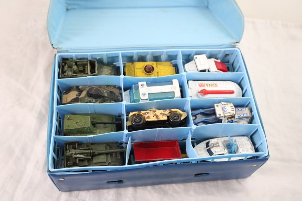 1976 Matchbox Car Case 24 Cars, Ranger Train Set - 15