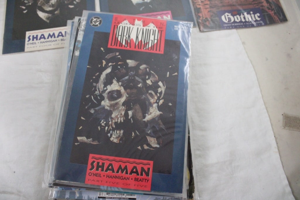 21 DC Batman Comic Books 12 Cent and Up - 15