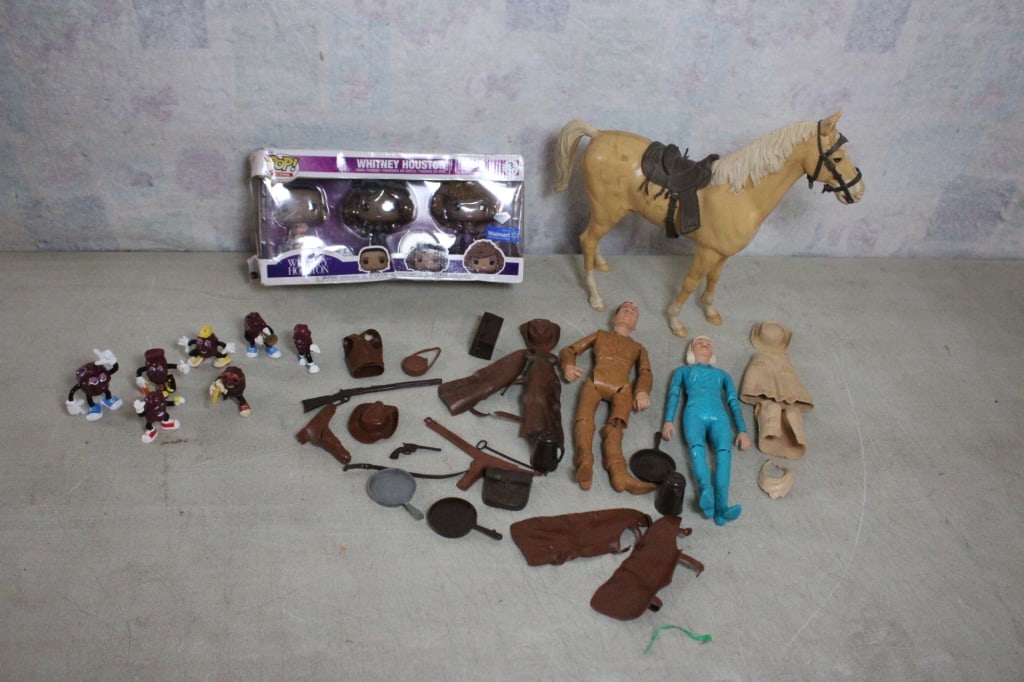 Marx Johnny West, Funko, California Raisin Figures: Marx Johnny West, Funko, California Raisin Figures - Marx Johnny West Figures Jane and Johnny (has broken leg), Horse and Accessories, California Raisin Figures, Funko Whitney Houston Figures. Lot