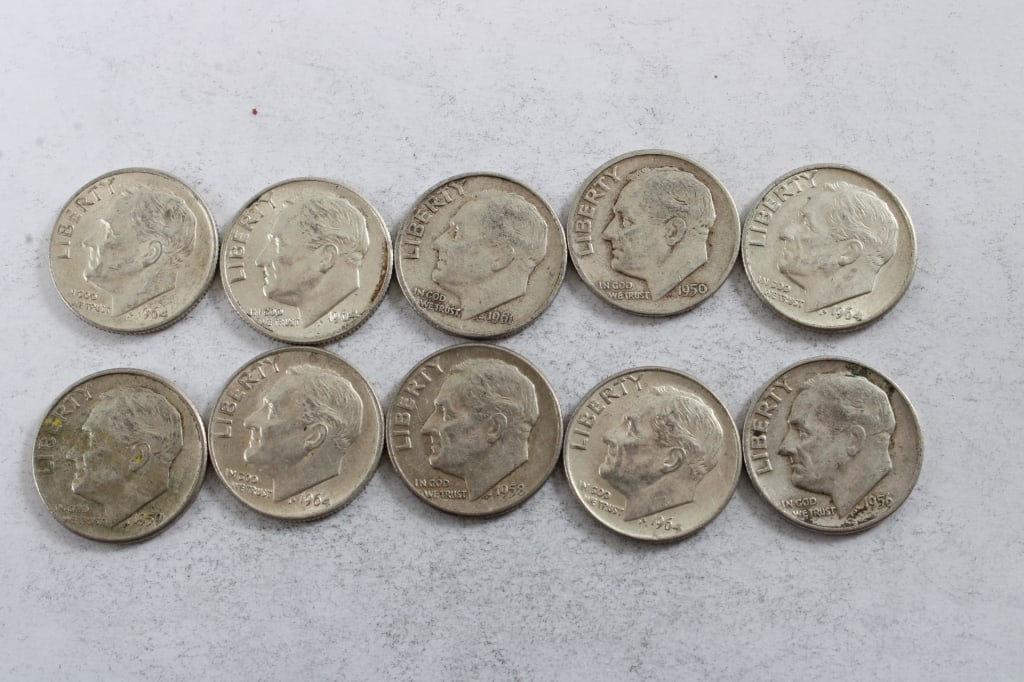 10 Silver Roosevelt Dimes: 10 Silver Roosevelt Dimes - Lot Size 3" x 2" x 1". .5 Lb. All information and photos are intended to be as accurate as possible, but errors are possible. No item may be returned or refused