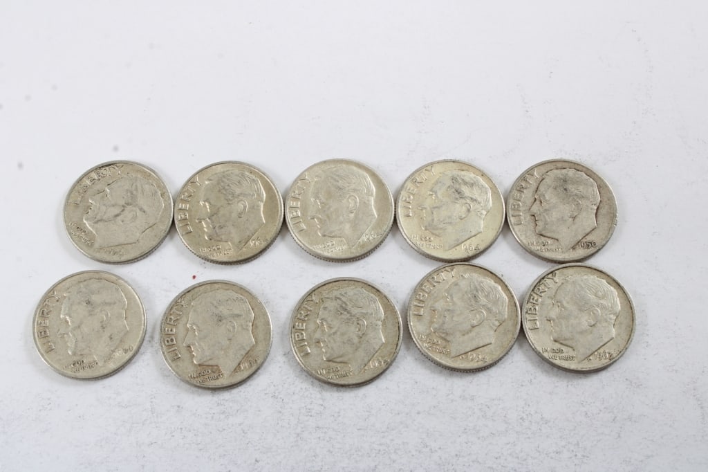 10 Silver Roosevelt Dimes: 10 Silver Roosevelt Dimes - Lot Size 3" x 2" x 1". .5 Lb. All information and photos are intended to be as accurate as possible, but errors are possible. No item may be returned or refused