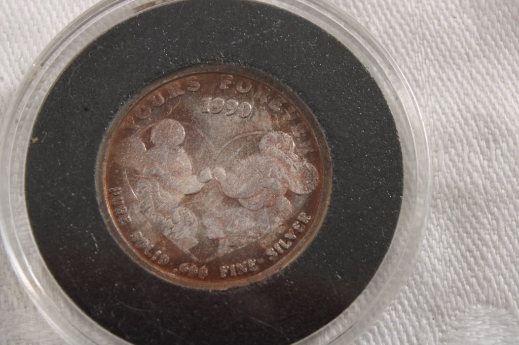 1990 Disney Mickey Minnie .999 Solid Silver Coin - 4