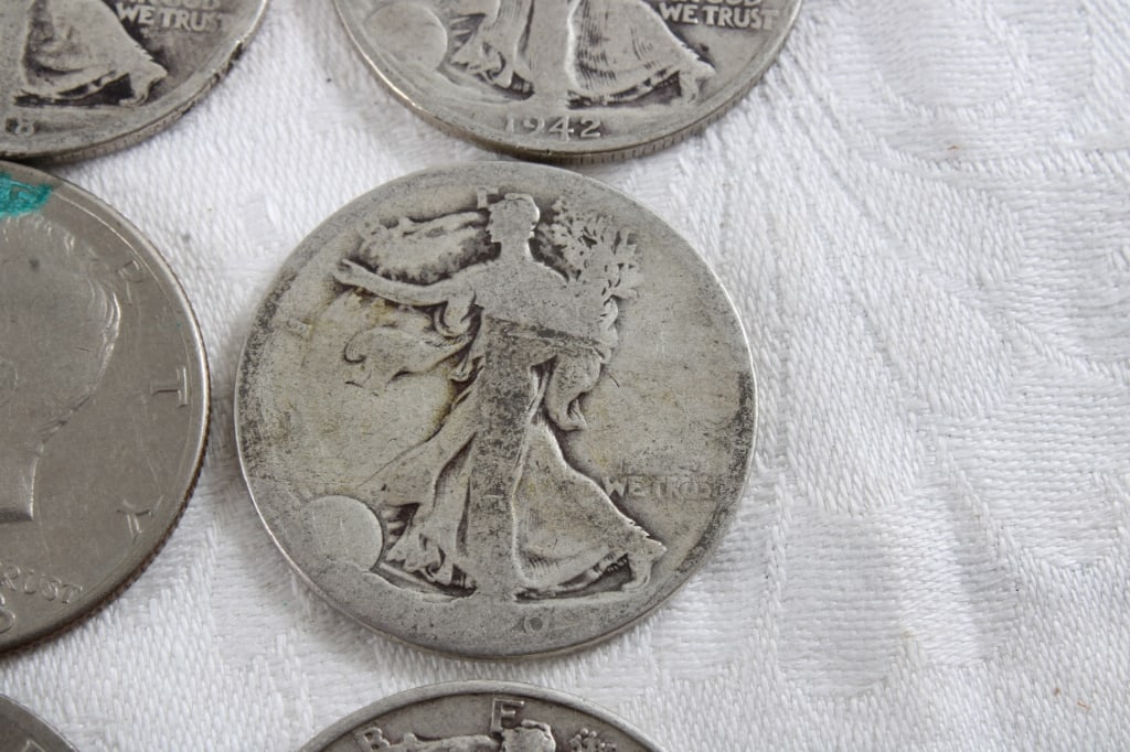 9 Walking Liberty & Kennedy Half Dollars - 9