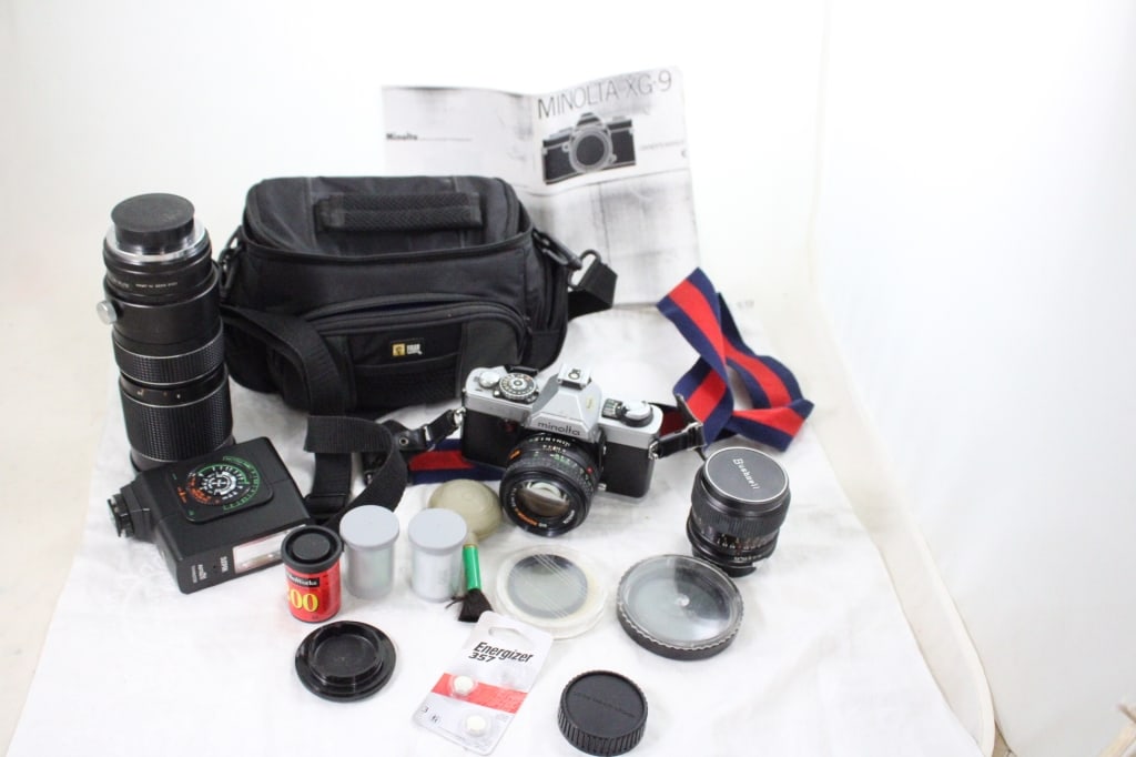 Minolta XG9 SLR Camera with 3 Lenses & More (1 of 20)