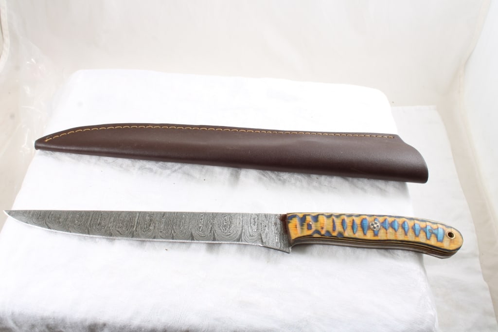 Large Damascus Fixed Blade Knife in Sheath (1 of 8)