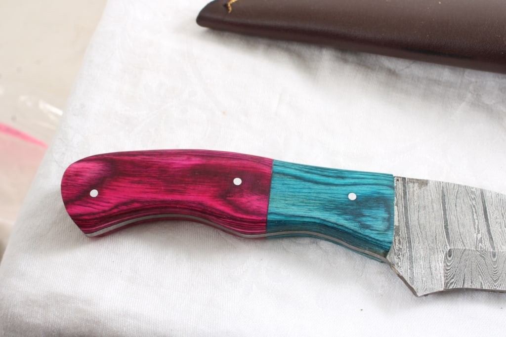 3 Damascus Custom Made Knives in Sheaths - 17